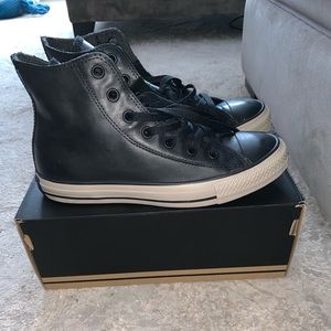 BRAND NEW Converse